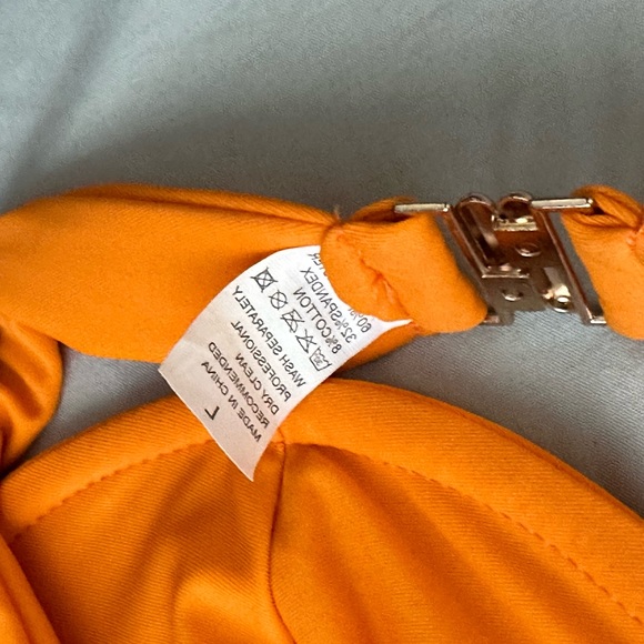 Crop top - Picture 3 of 3